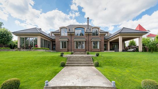 Atlanta Emerges as a Top Destination for Budget-Friendly Luxury Homebuyers (Live in Georgia)